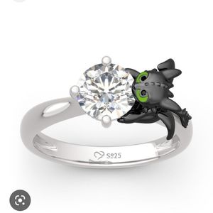 Jeulia Toothless dragon ring.  Size 7